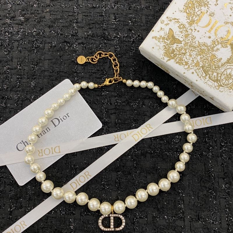 chr1st1an D10r necklaces